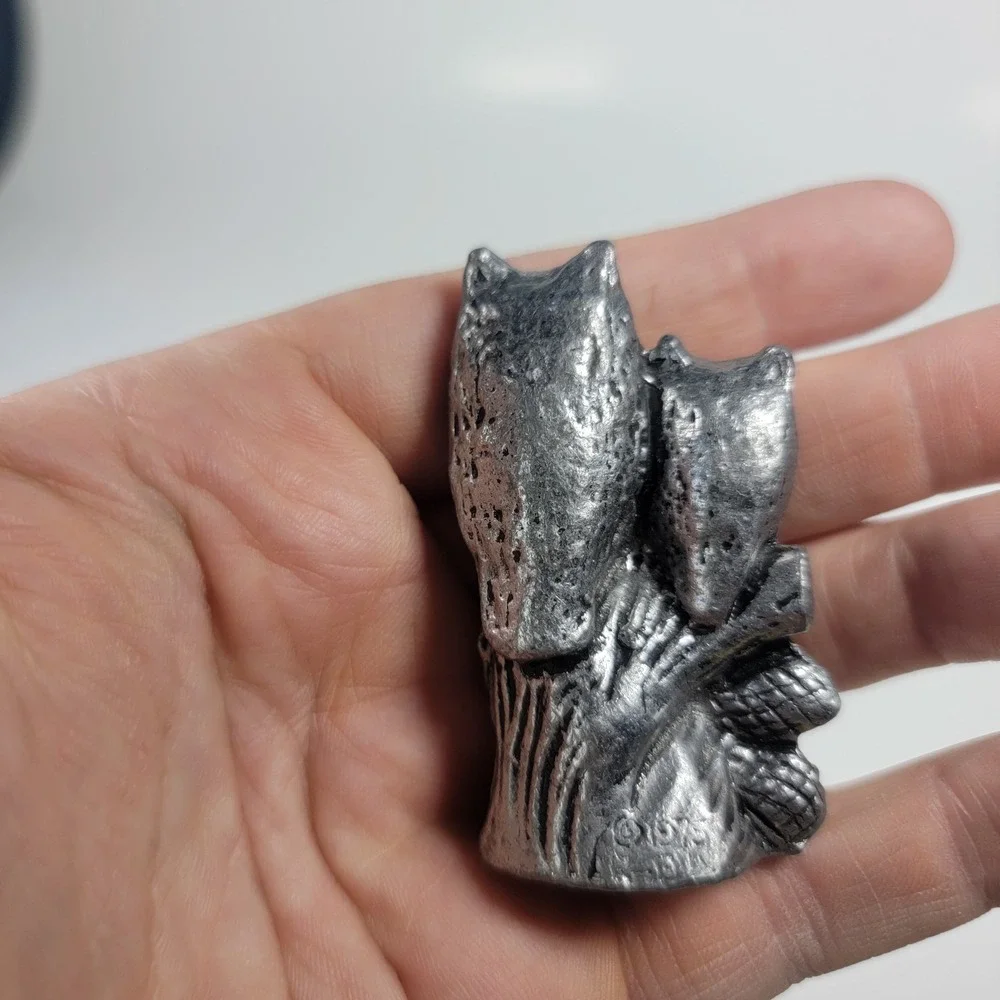 Vintage Pewter Adult and Baby Owl Figurine 2.25 Inch tall and weighs 7.4 ounces